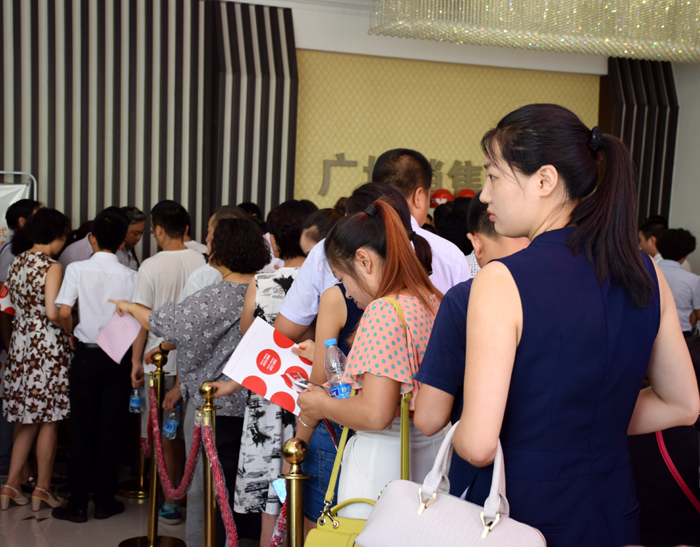 喜報(bào)！捷報(bào)！一經(jīng)推出即成隴南商業(yè)傳奇！