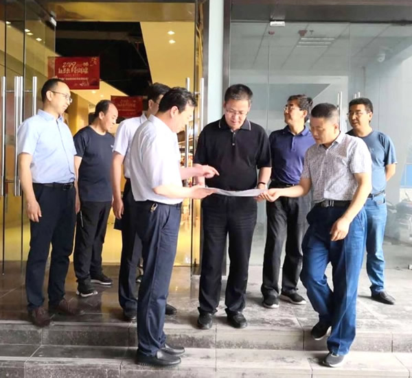 隴南市委常委、組織部部長楊郃調研指導市龍江城鄉(xiāng)發(fā)展集團公司黨建工作