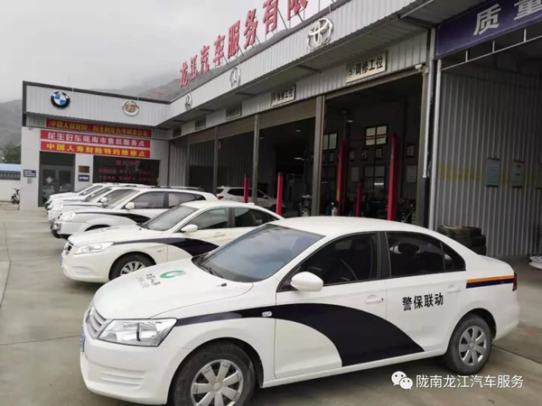 金錘鈑金，銀槍噴漆！龍江汽修值得信賴！