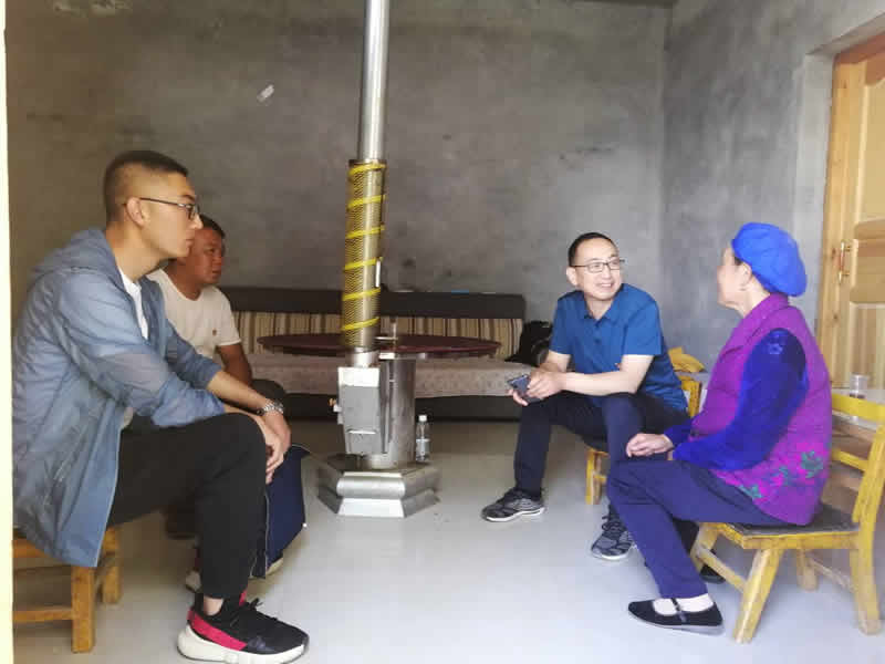 “感黨恩、憶黨史”，--市龍江城鄉(xiāng)發(fā)展集團公司開展慶祝建黨99周年主題黨日活動